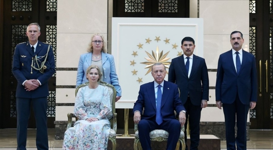 Büyükelçi'den Erdoğan'a güven mektubu