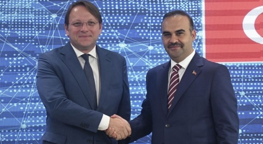Bakan Kacır'dan AB'ye vize serbestisi çağrısı