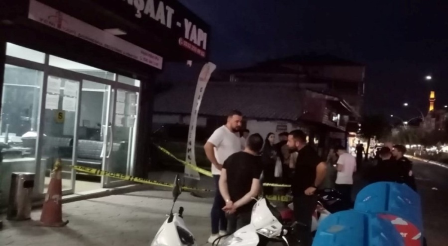 Halk otobüsünde döner bıçaklı saldırı!