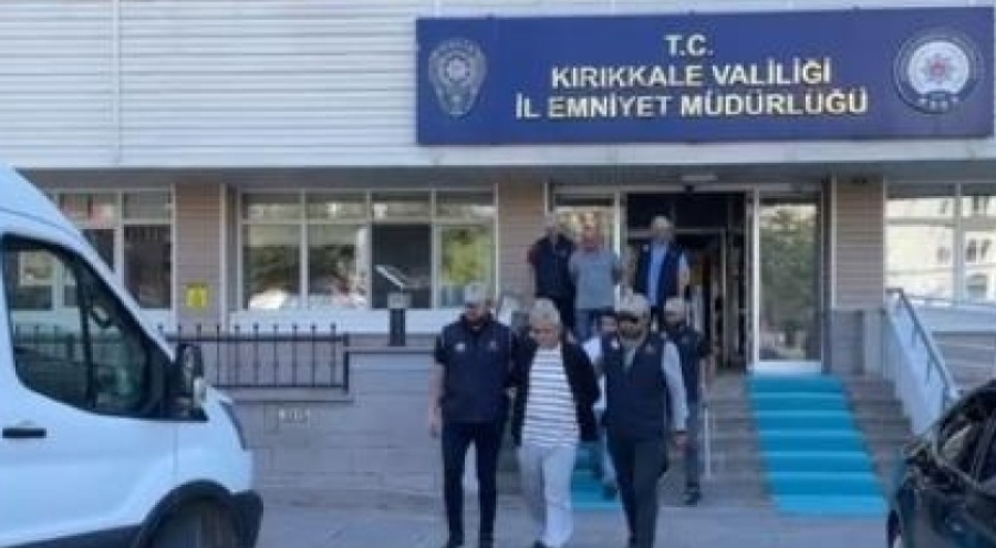 FETÖ hükümlüsü 3 eski öğretmen yakalandı