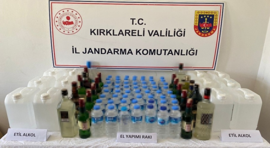 Kırklareli'nde litrelerce kaçak içki ele geçirildi