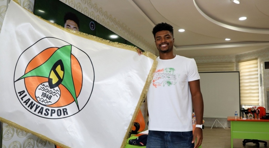 Alanyaspor'da yeni transferle vedalaşıldı