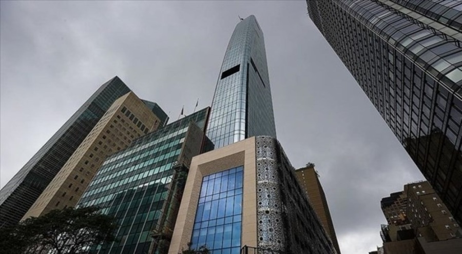 New York'taki Türkevi önünde Kur'an-ı Kerim'e tekmeli saldırı