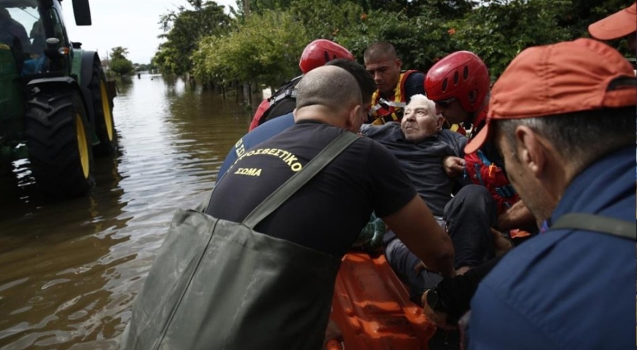 Yunanistan'da sel: Can kaybı 10'a çıktı