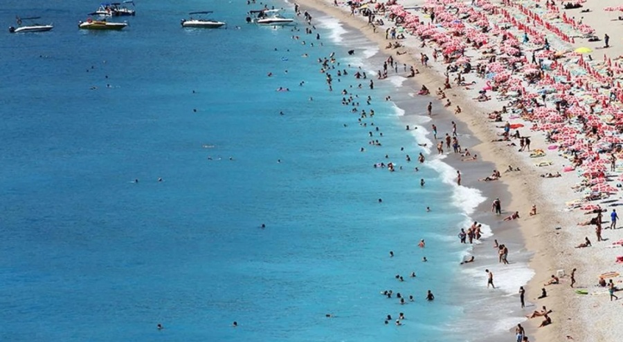 Antalya'ya gelen turist sayısı 11 milyonu aştı