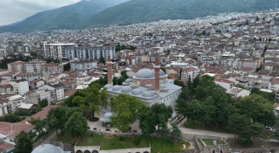 Bursa'daki camiye hava akımından dolayı sinek girmiyor