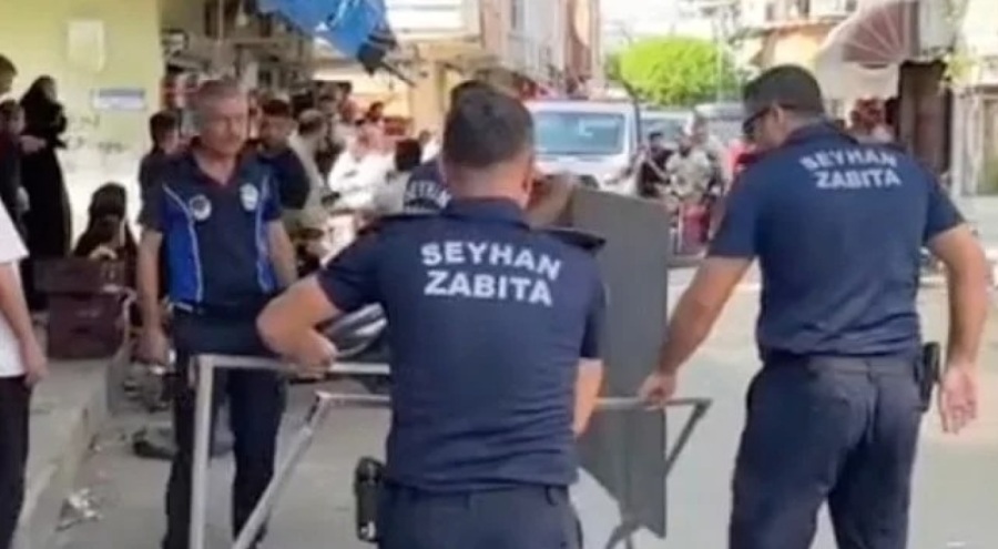 Arapça tabelalar böyle söküldü!