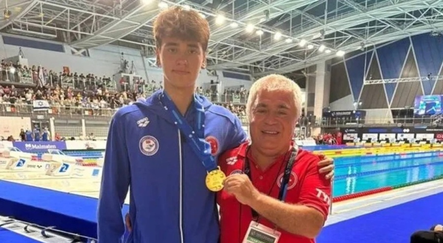 Milli yüzücü Kuzey Tunçelli bir altın madalya daha kazandı