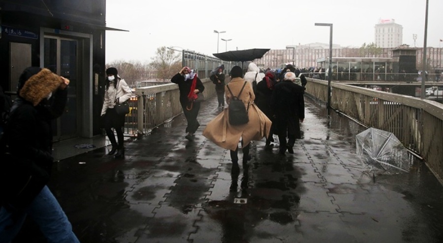 Valilikten İstanbul için fırtına uyarısı