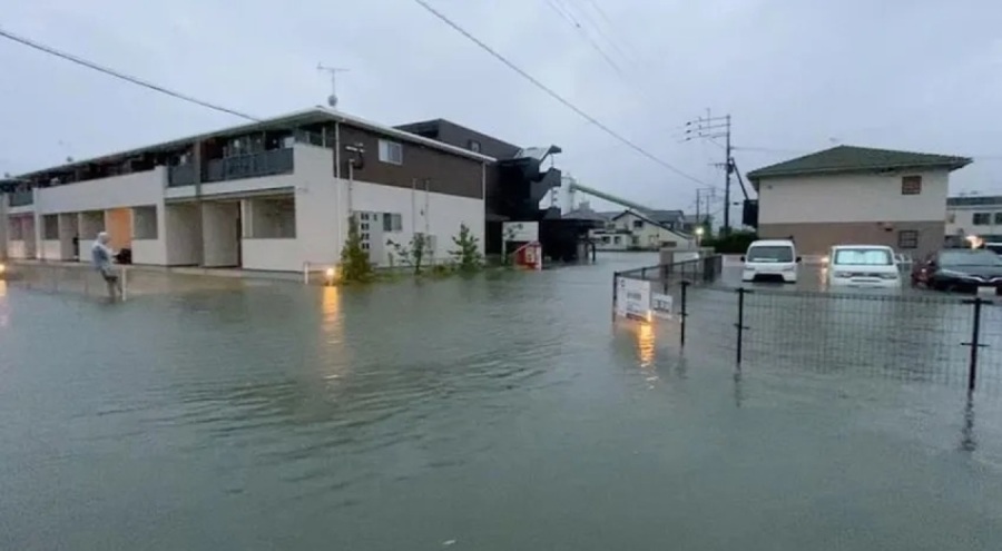 Japonya'da sel felaketi can aldı!