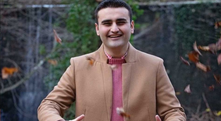 Ünlü fenomen CZN Burak kilosuyla dikkat çekti