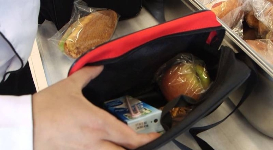 Beslenme çantası masrafı aylık 700 lirayı geçiyor