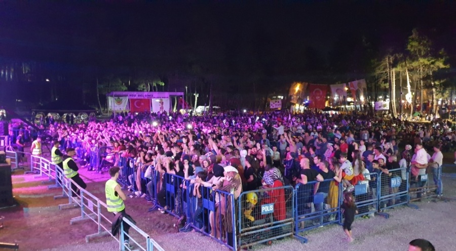 Orhaneli'nde Karagöz Şenlikleri 3 gün sürdü