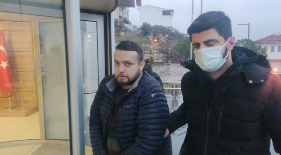 Bursa'da babasını 7 yerinden bıçaklayarak öldüren sanığın cezası belli oldu
