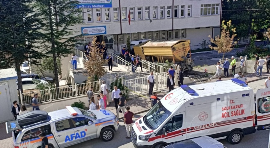 Yürekleri ağza getiren kaza ucuz atlatıldı