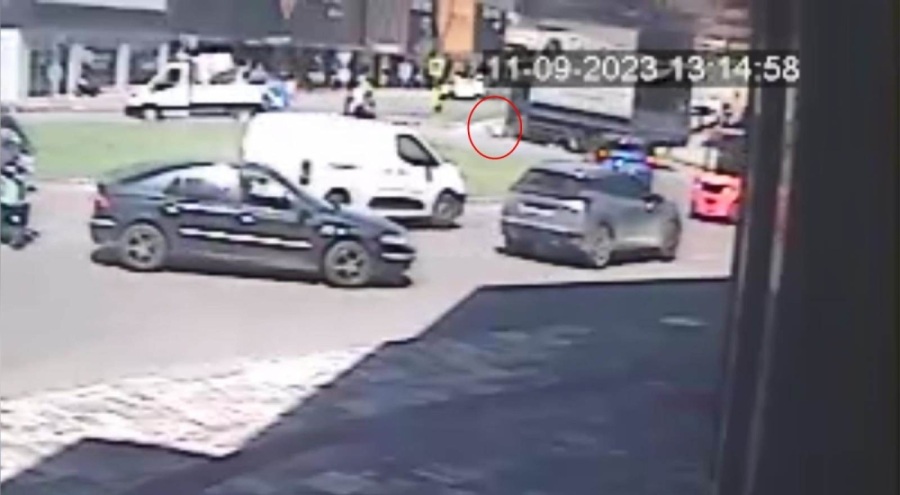 Bursa'da kamyon ile motosiklet çarpıştı!