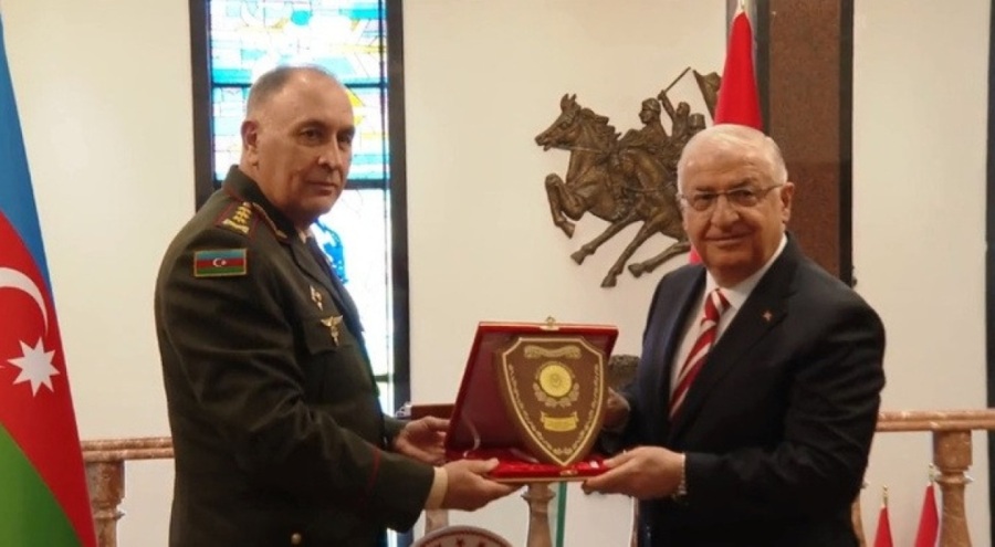 Bakan Güler, Azerbaycan Genelkurmay Başkanı Veliyev ile görüştü
