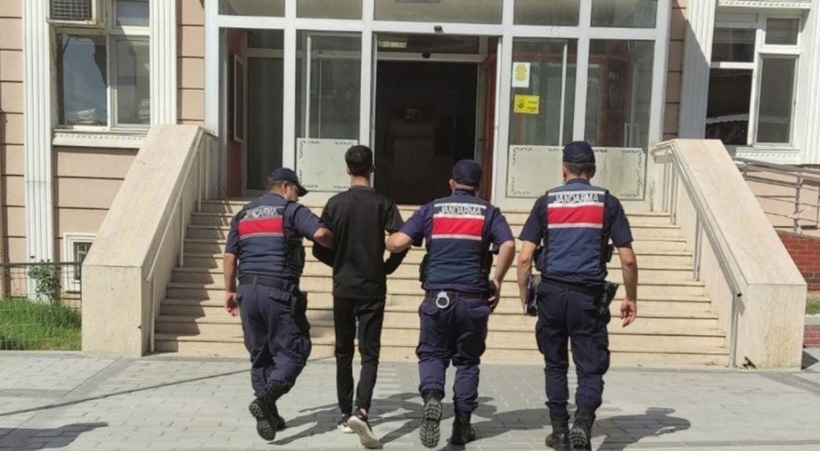 Yunanistan'a kaçmaya çalışan FETÖ üyesi 17 kişi yakalandı