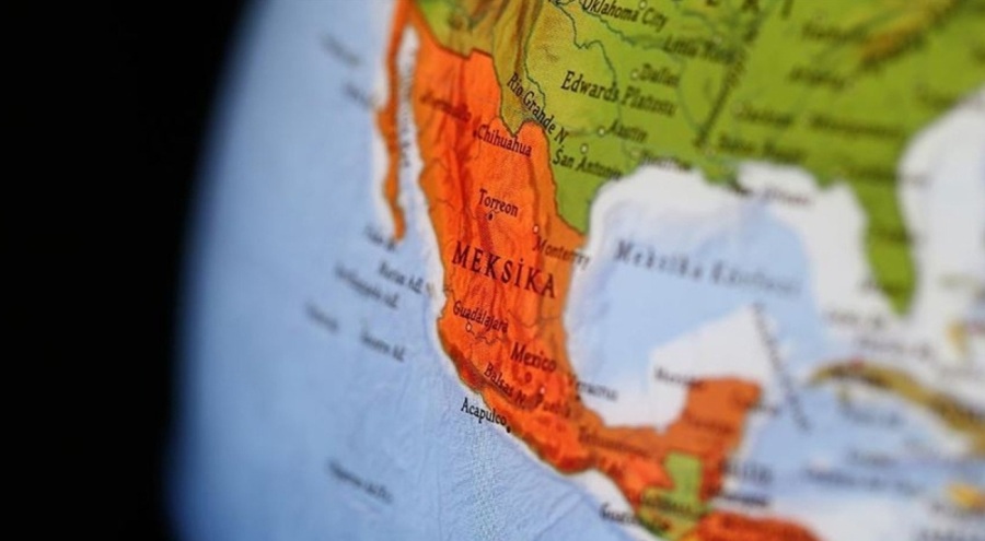 Meksika'da katliam gibi kaza: Turist otobüsü uçurumdan yuvarlandı!