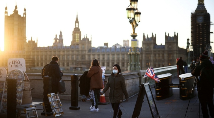 Birleşik Krallık'ta ekonomi temmuz ayında daraldı