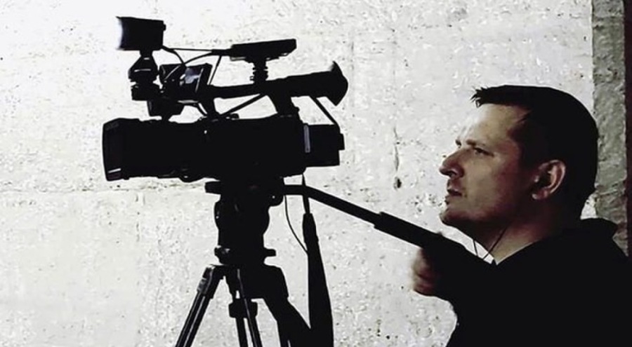 Bisikletiyle giderken kaza geçiren muhabir Berk Söylemez hastanede yaşamını yitirdi