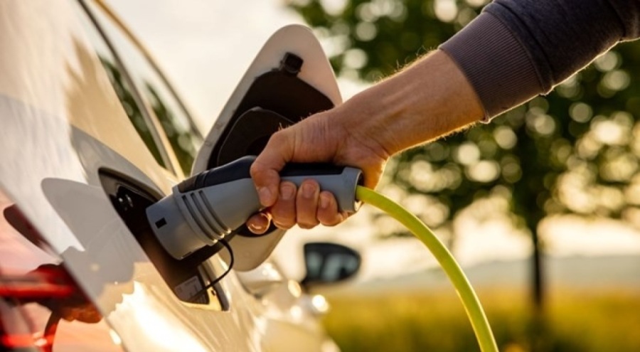 Çin'den AB'ye ithal edilen elektrikli otomobillere soruşturma