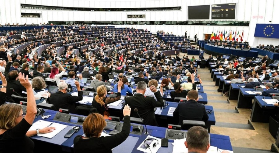 AP'den Türkiye raporu: AB'ye katılım süreci devam edemez