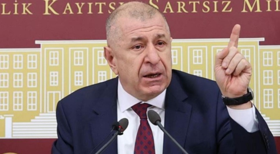 Ümit Özdağ'dan İstiklal Marşı'na tepki gösteren sığınmacıya: Hadi oradan şerefsiz sığıntı