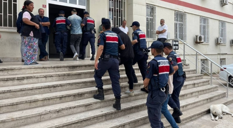 Yurt dışına kaçmaya çalışan 602 kaçak göçmen yakalandı, 19 organizatör tutuklandı