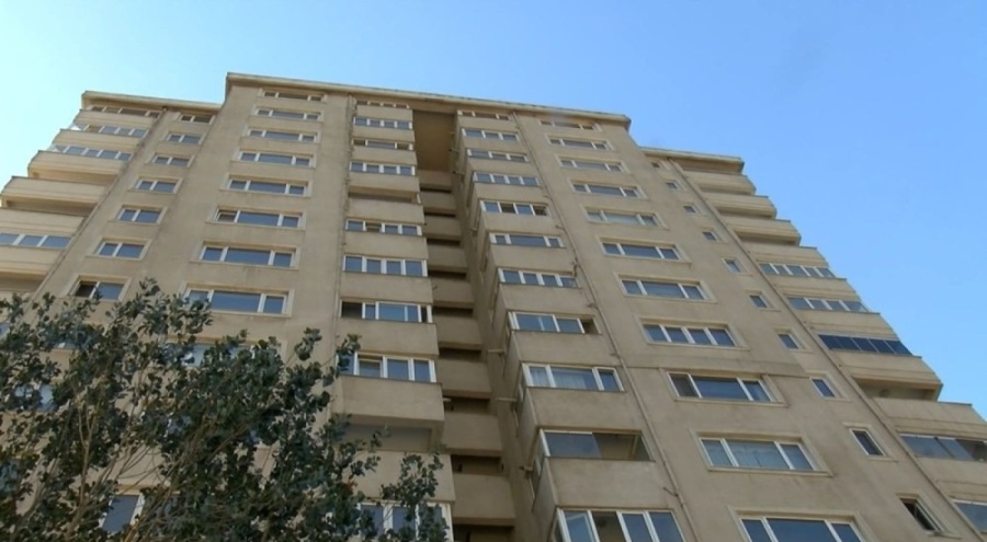 Depreme dayanıksız raporu verilen 247 dairelik sitede protesto!