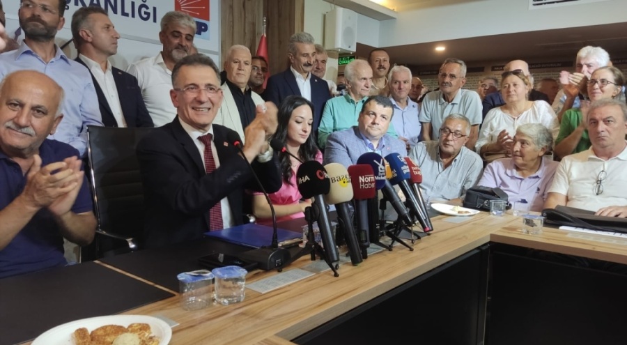 Gürhan Akdoğan gençlerle yönetmeye aday...