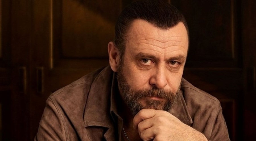 Nejat İşler hastaneye kaldırıldı!