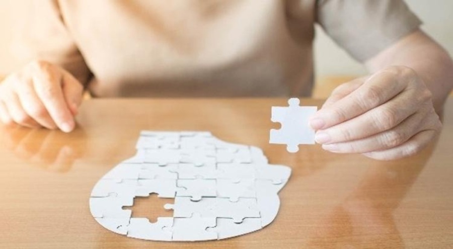 Alzheimer hastalarında beyin hücrelerinin ölüm sebebi