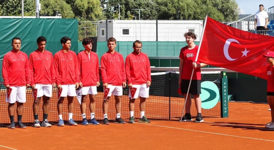 Türkiye Davis Cup'a mağlubiyetle başladı