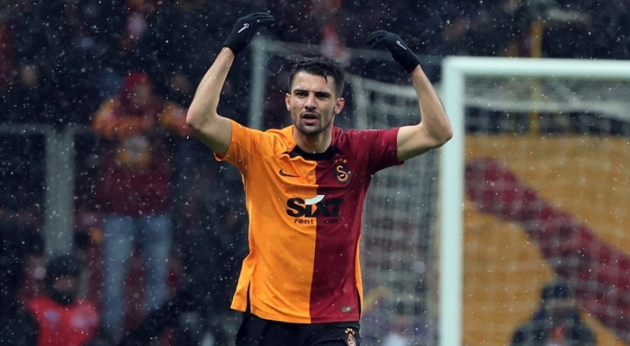 Galatasaray'da veda! Dubois resmen Başakşehir'de