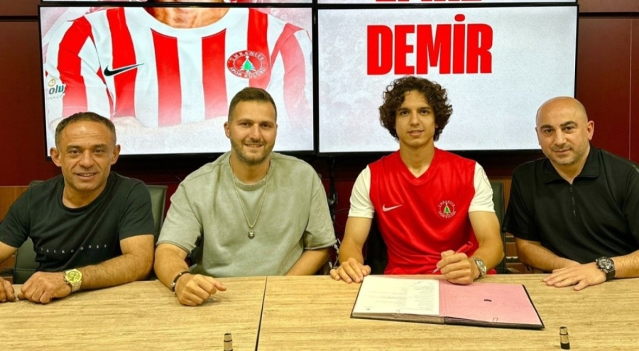 Fenerbahçe'de veda! Emre Demir'in Ümraniyespor'a kiralandığı duyuruldu