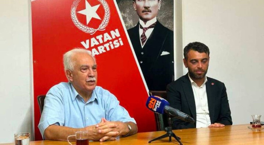 Vatan Partisi Genel Başkanı Doğu Perinçek Emin Adanur'u danışman yaptı