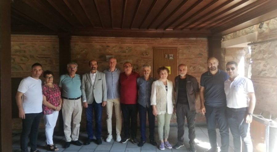 Cumhuriyet Yemeği'nin gelirleri öğrencilere burs olacak
