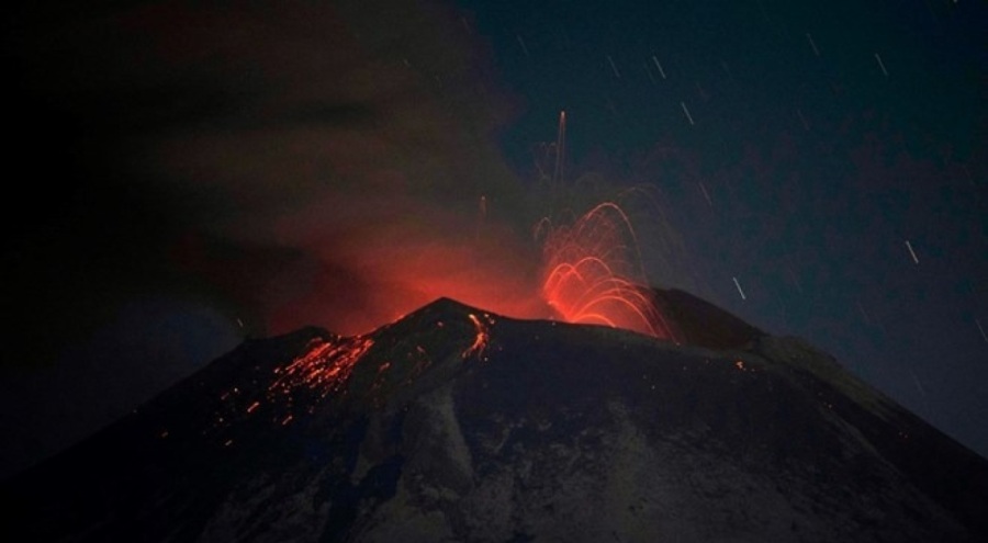 Popocatepetl Yanardağı'nda korkutan 3 yeni patlama
