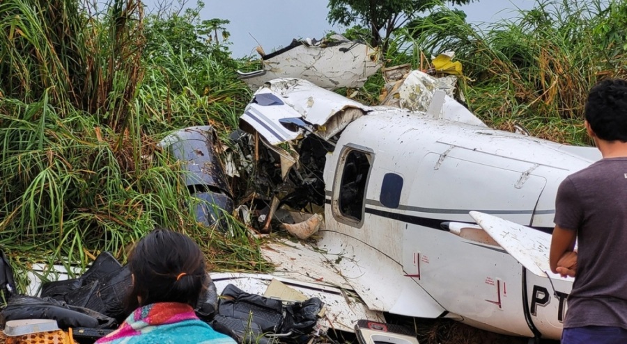 Brezilya'da uçak düştü: Kurtulan yok