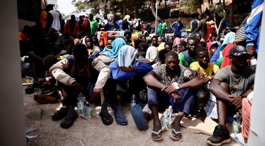 Sığınmacı akını! AB'den İtalya'ya destek güvencesi