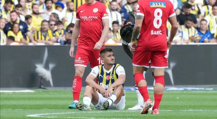 Sakatlık geçiren Ünder'in durumuyla ilgili Fenerbahçe'den açıklama