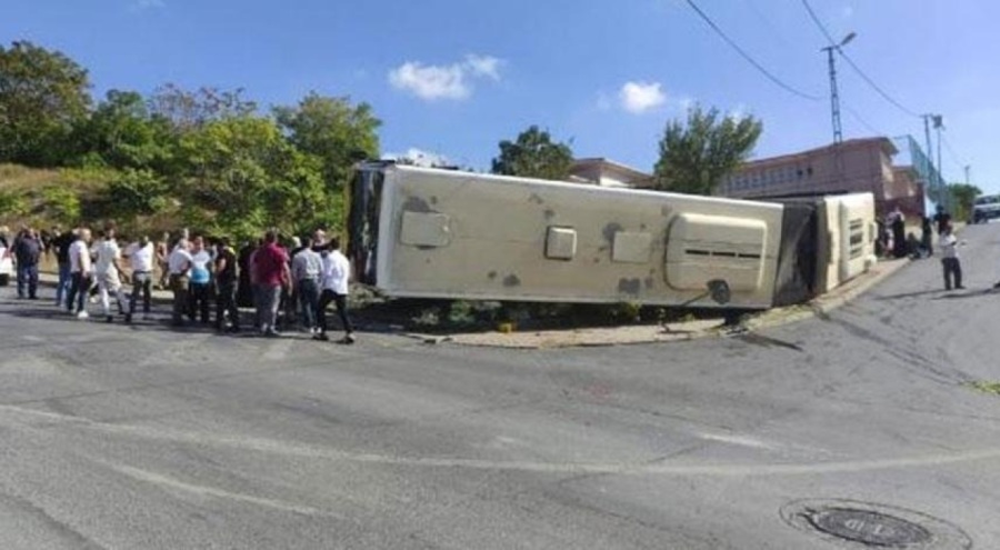 Başakşehir'de İETT otobüsü kaza yaptı!