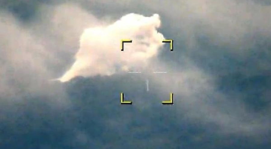 Azerbaycan, Ermenistan ordusuna ait mühimmat deposunu vurduğunu duyurdu