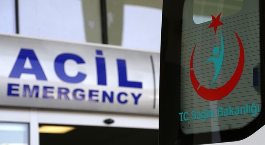 25 lise öğrencisi yedikleri yemek nedeniyle hastaneye kaldırıldı