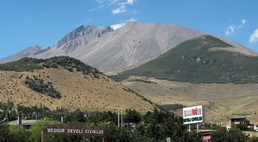 Dağcı, izinsiz tırmandığı Erciyes Dağı'nda mahsur kaldı