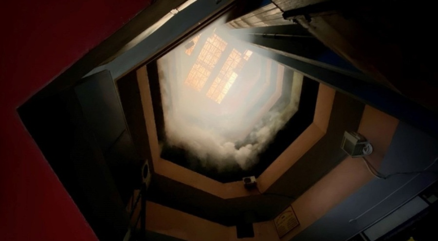 Gebze'de iş merkezinde yangın paniği