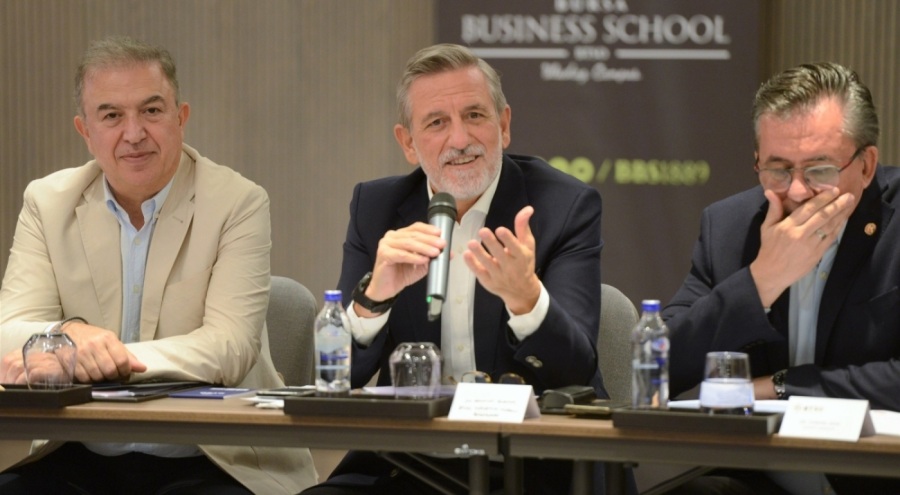 Bursa'da Bilgi İşlem ve Otomasyon Teknolojileri Konseyi'nin Strateji Arama Çalıştayı yapıldı