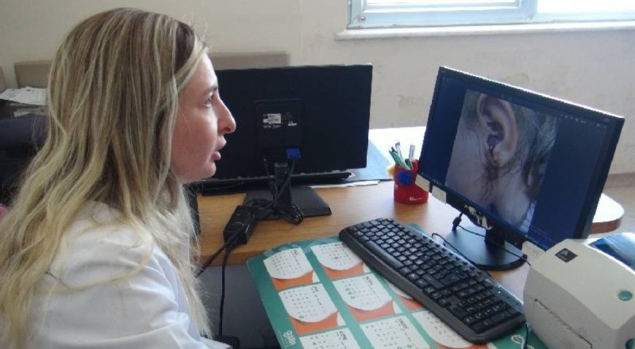 Bitlis'te 3 yaşındaki çocuğun kulağından 23 kurtçuk çıktı