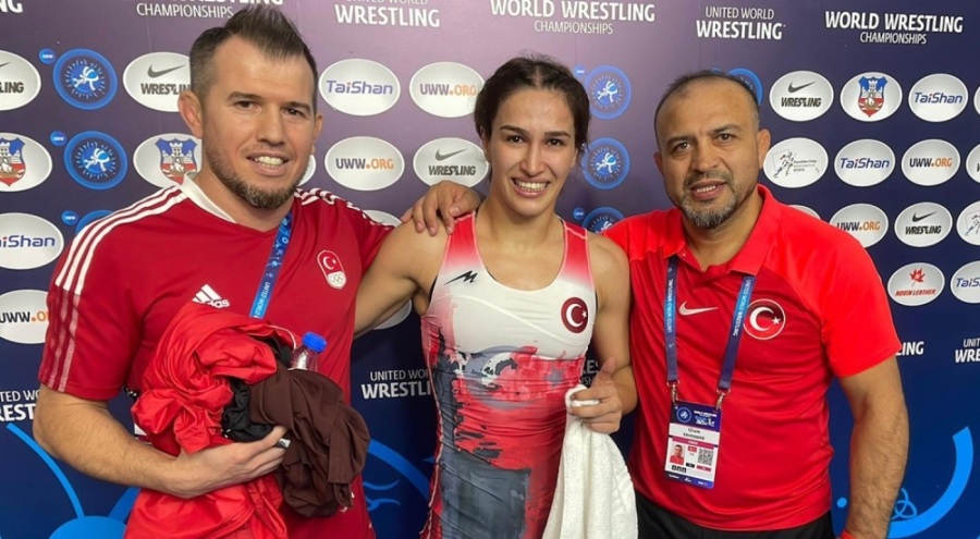 Milli sporcu Buse Tosun Çavuşoğlu, Türkiye'ye olimpiyat kotası kazandırdı!